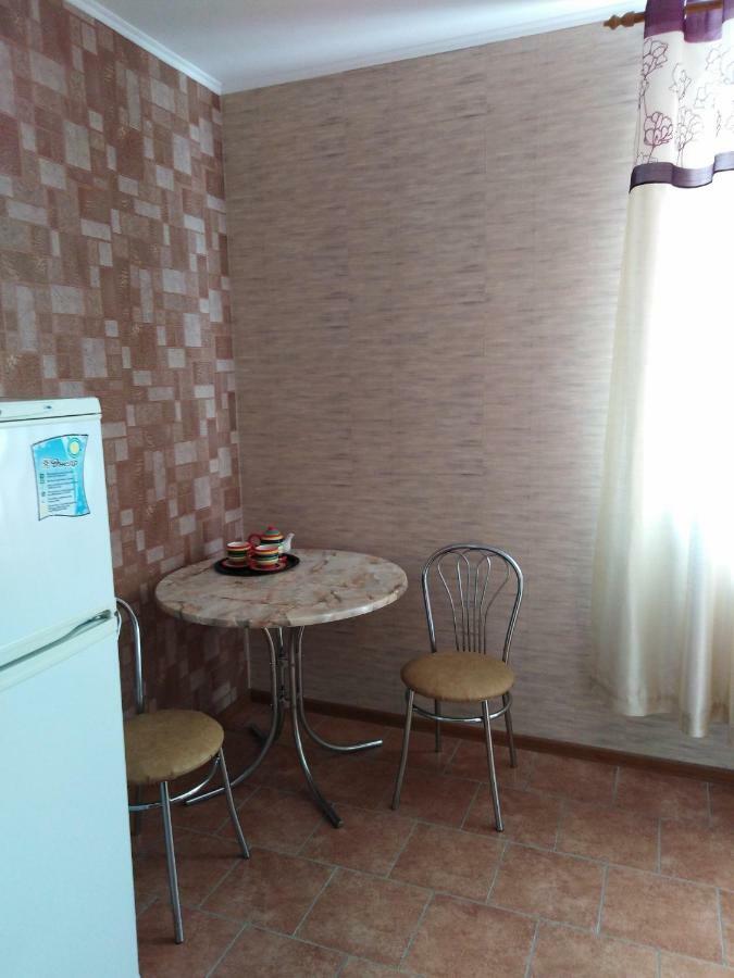 Apartament On Komarova 29 Вулиця Комарова 29 Kropyvnytskyi Exterior photo