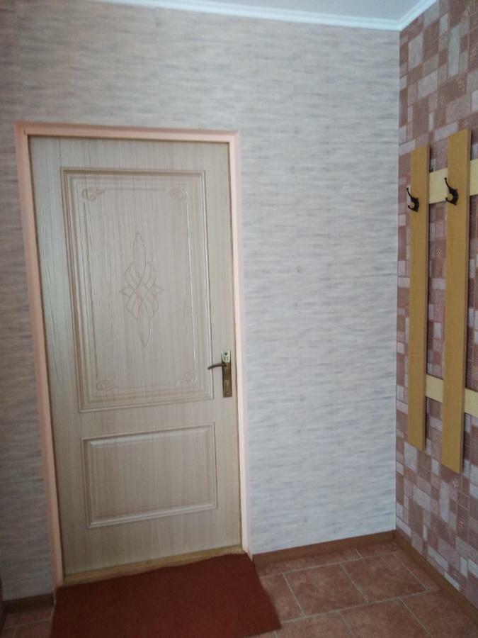 Apartament On Komarova 29 Вулиця Комарова 29 Kropyvnytskyi Exterior photo